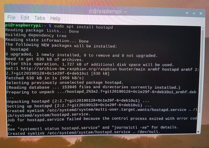 Comment transformer votre Raspberry Pi en point d'accès sans fil 6 Installez le démon du point d'accès hôte, via le terminal de votre Raspberry Pi.