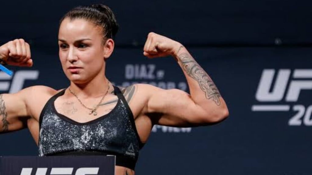 "J'avais vraiment l'impression que mon corps venait de s'éteindre", Raquel Pennington à propos de son expérience de mort imminente avec COVID-19 6 Raquel Pennington